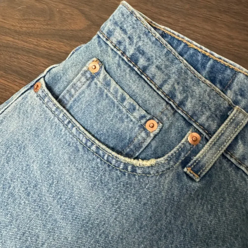 Levis good used